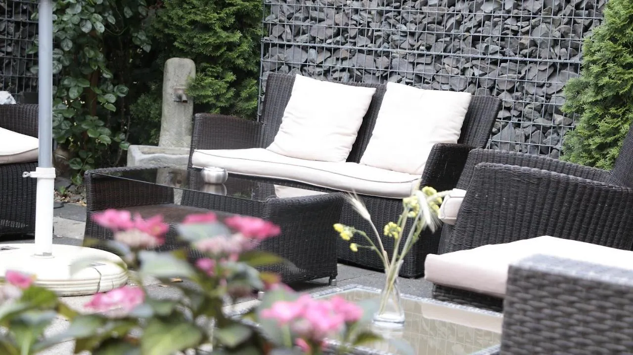 Adolphs Hotel Cologne Bed & Breakfast